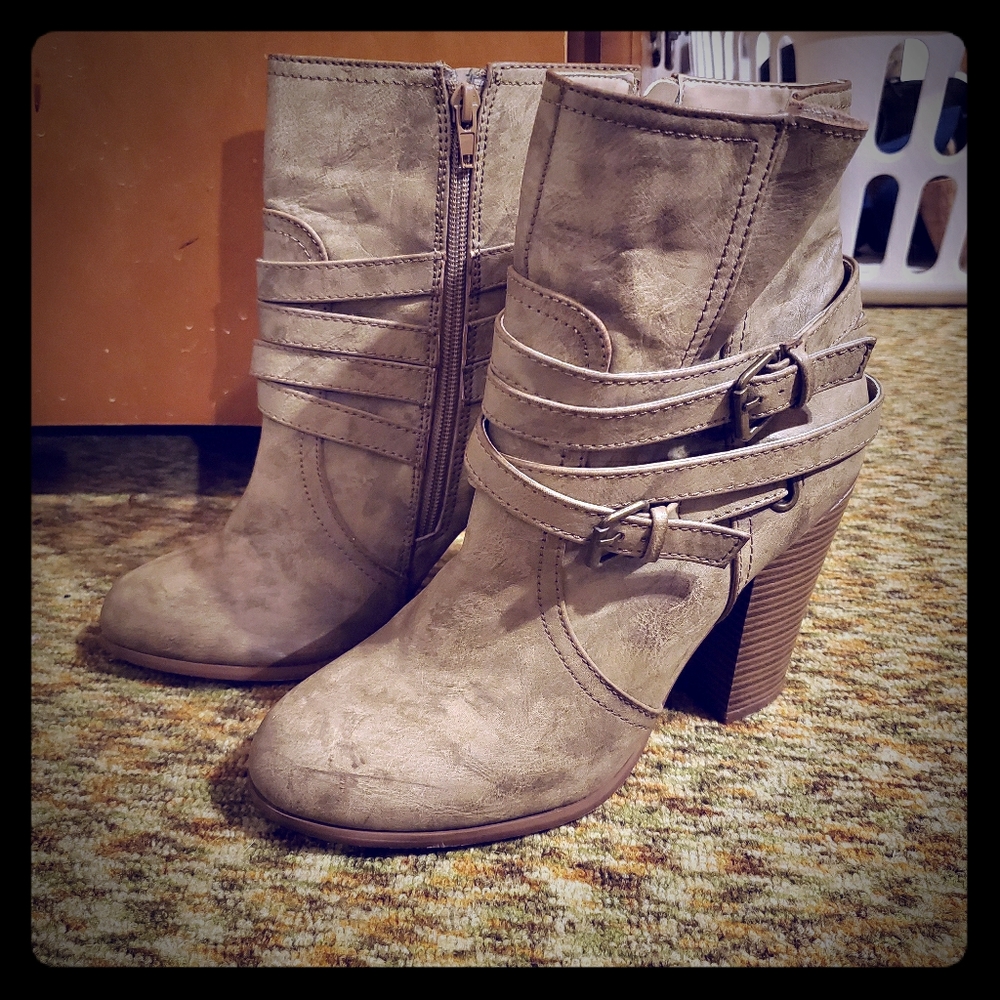High heel ankle boots